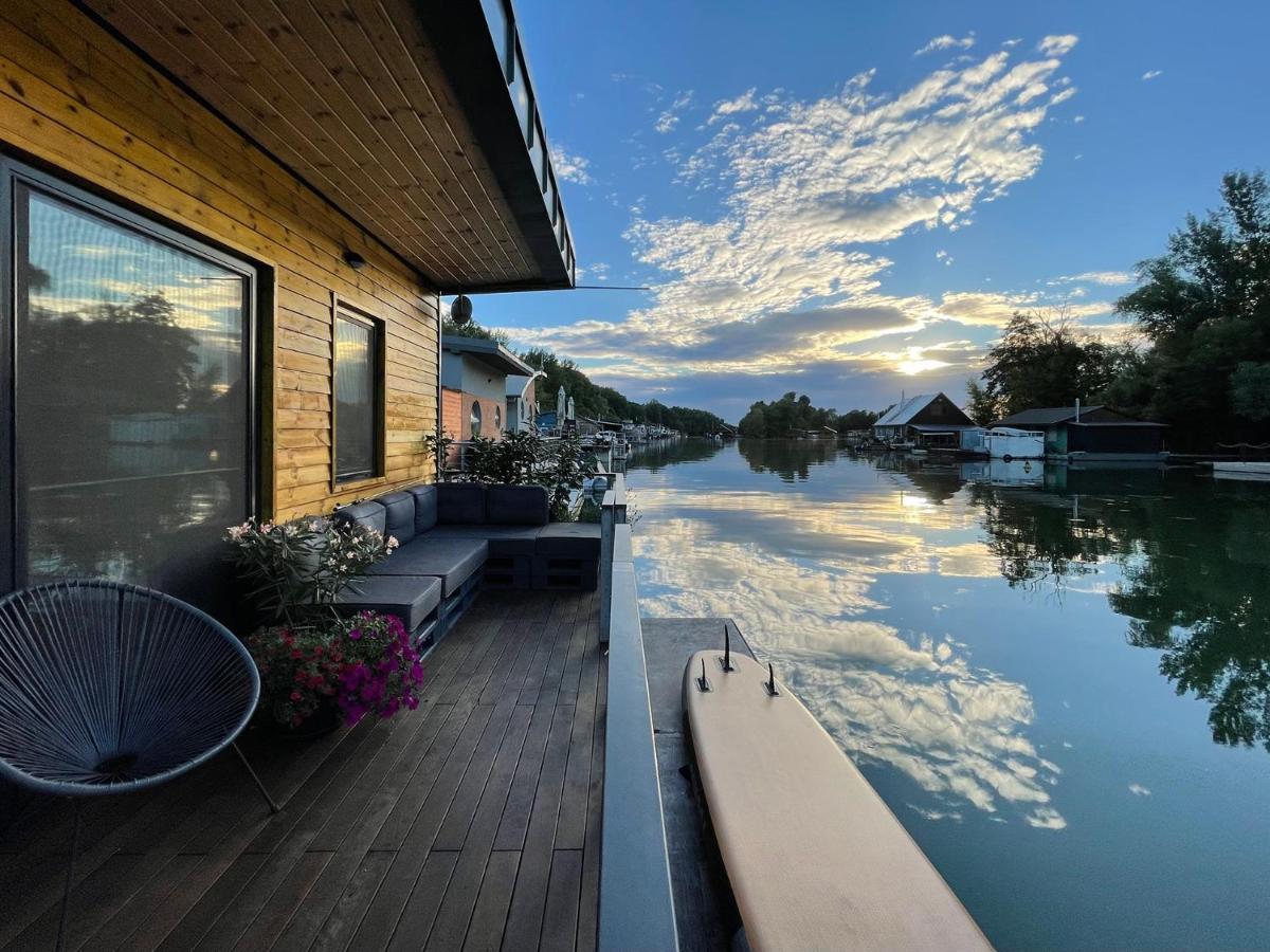 Villa Hausbót u rybára a kačky Bratislava Esterno foto