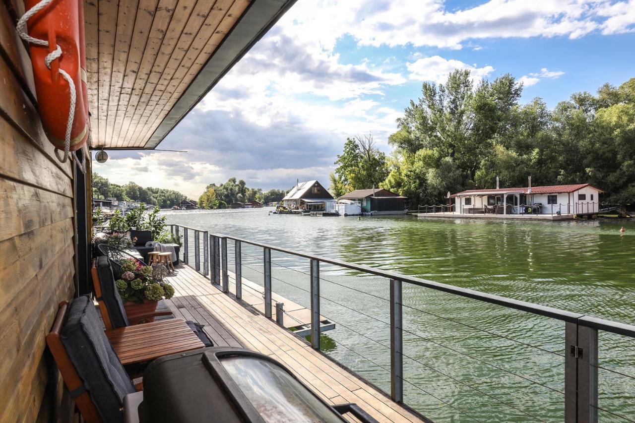 Villa Hausbót u rybára a kačky Bratislava Esterno foto