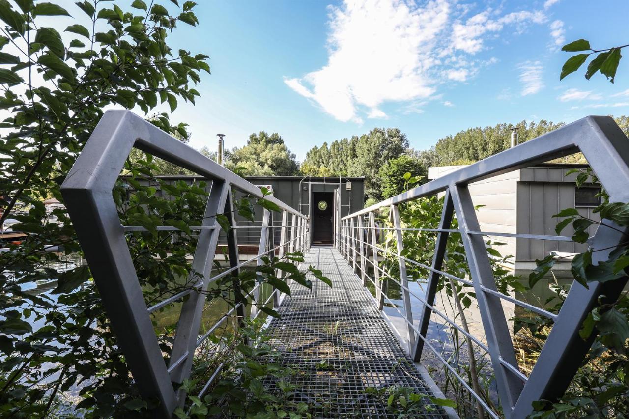 Villa Hausbót u rybára a kačky Bratislava Esterno foto